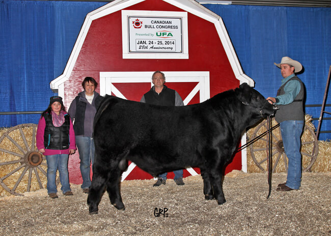 Bullnanza - Bruce Wrubelesky was the draw down winner picking the Bull entered by New Trend Cattle Co. 2014